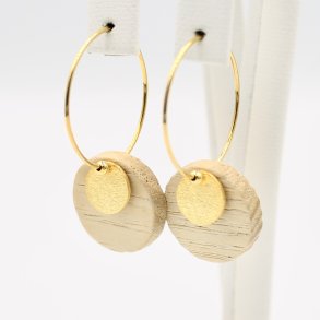 Tr og guld i hoop, lys